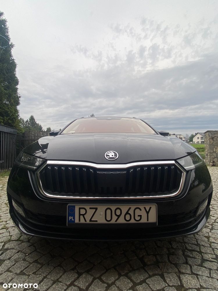 Skoda Octavia 2.0 TDI DSG Selection Plus - 4