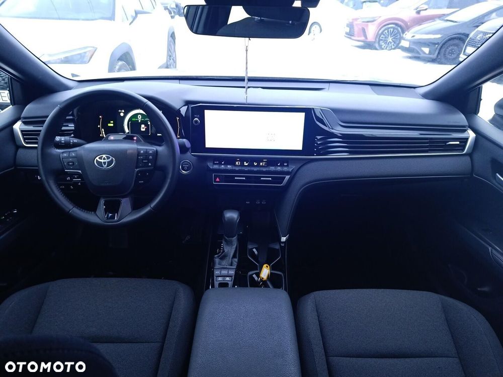 Toyota Camry - 39