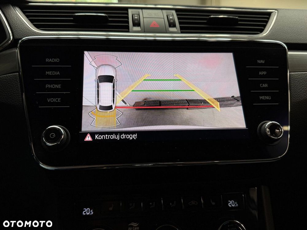 Skoda Superb 1.5 TSI Style DSG - 32