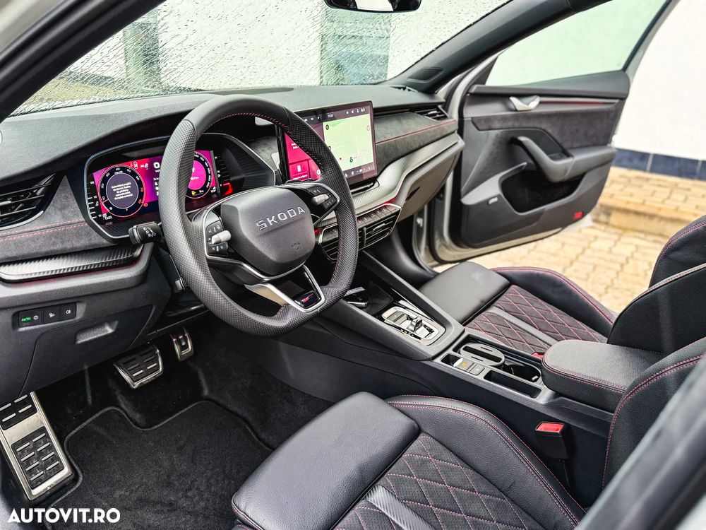 Skoda Octavia 2.0 TSI 265 CP DSG RS - 15