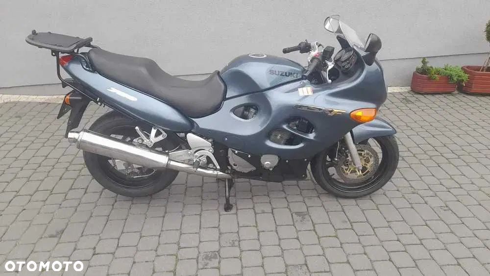 Suzuki GSX - 1
