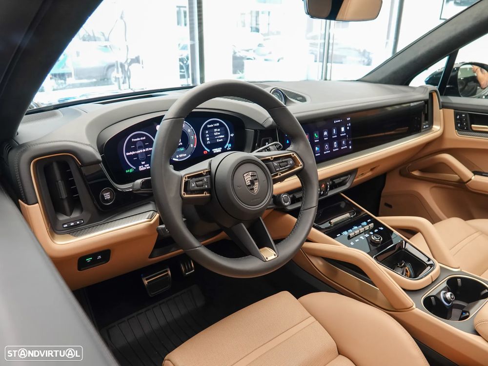 Porsche Cayenne Turbo E-Hybrid - 18