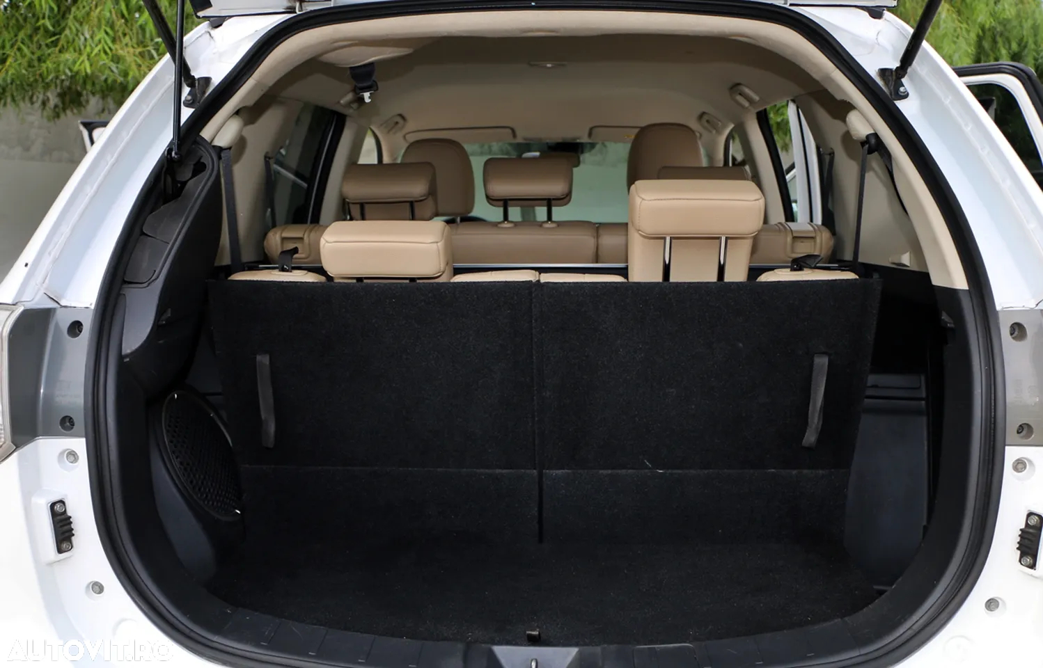 Mitsubishi Outlander 2.2 DI-D 4WD Automatik Diamant Edition - 21