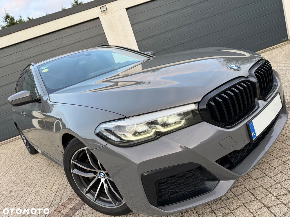 BMW Seria 5 520d M Sport - 1