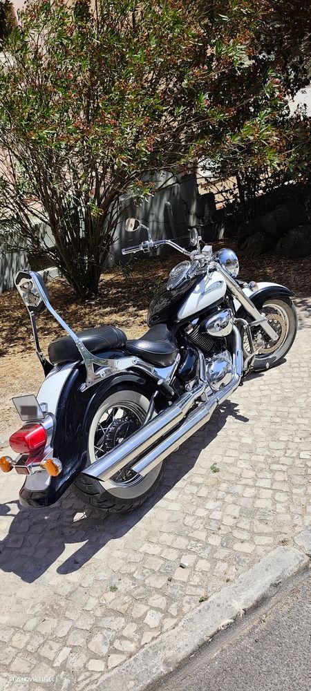 Suzuki Intruder VL 800 - 17