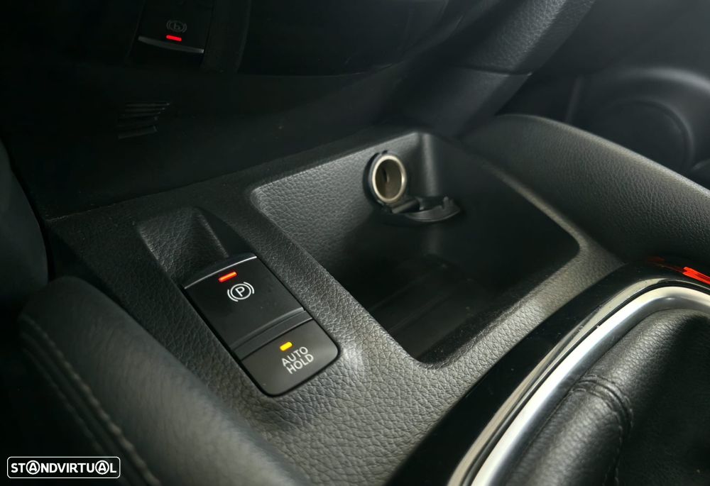 Nissan Qashqai 1.3 DIG-T N-Connecta - 18