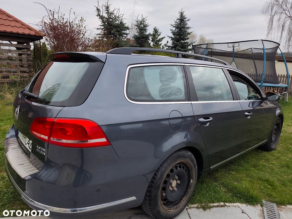 Volkswagen Passat 2.0 TDI DPF BlueMotion Technology Comfortline - 1