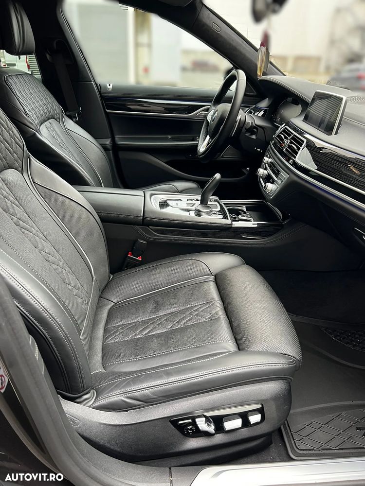 BMW Seria 7 730d xDrive MHEV - 9