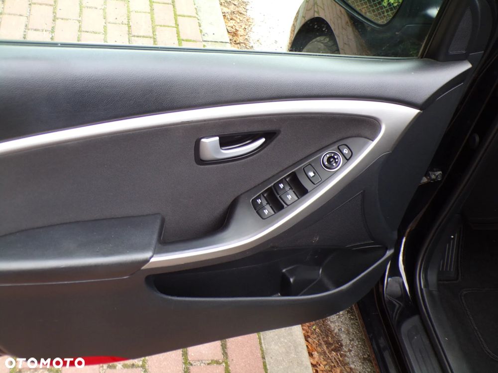 Hyundai i30 1.6 CRDi BlueDrive Comfort - 21