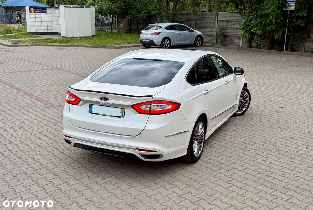 Ford Mondeo 2.0 Hybrid Vignale - 8