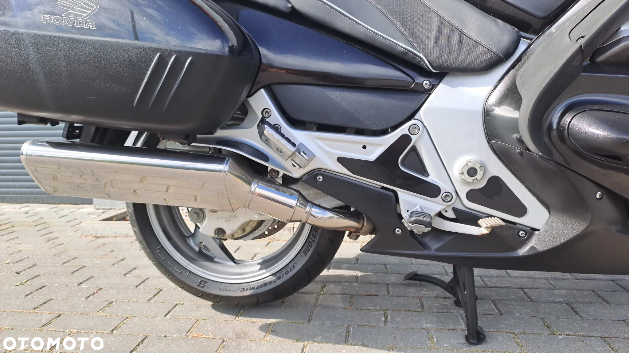Honda ST - 17
