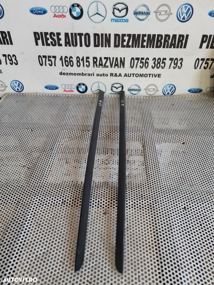 Ornament Parbriz Stanga Dreapta Audi A5 An 2009-2010-2011-2012 Dezmembrez Audi A5 8T 2.7 Tdi Euro 5 - 1