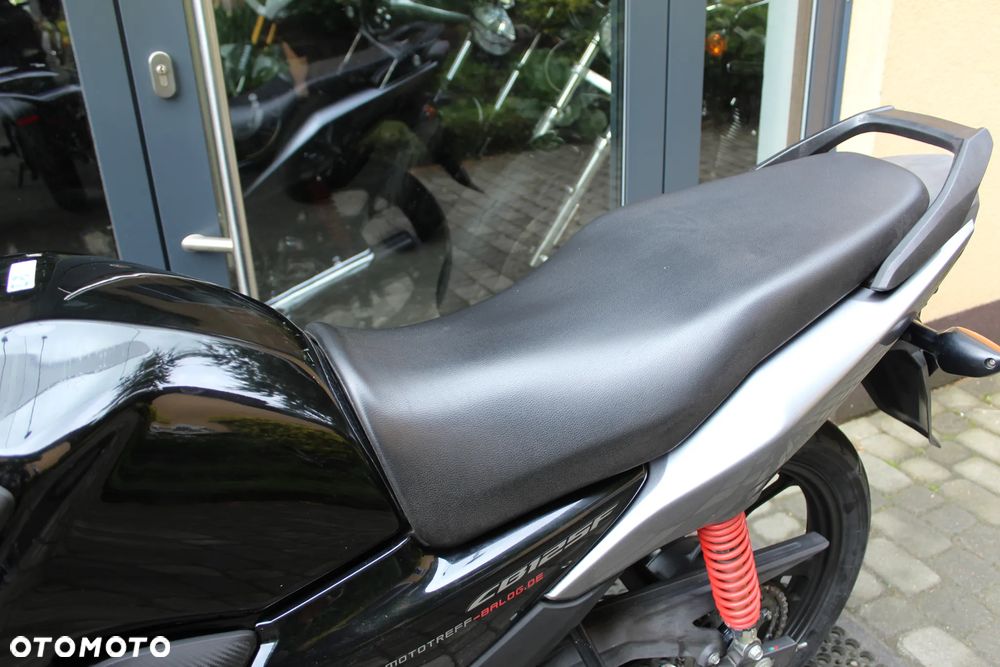 Honda CBF - 8