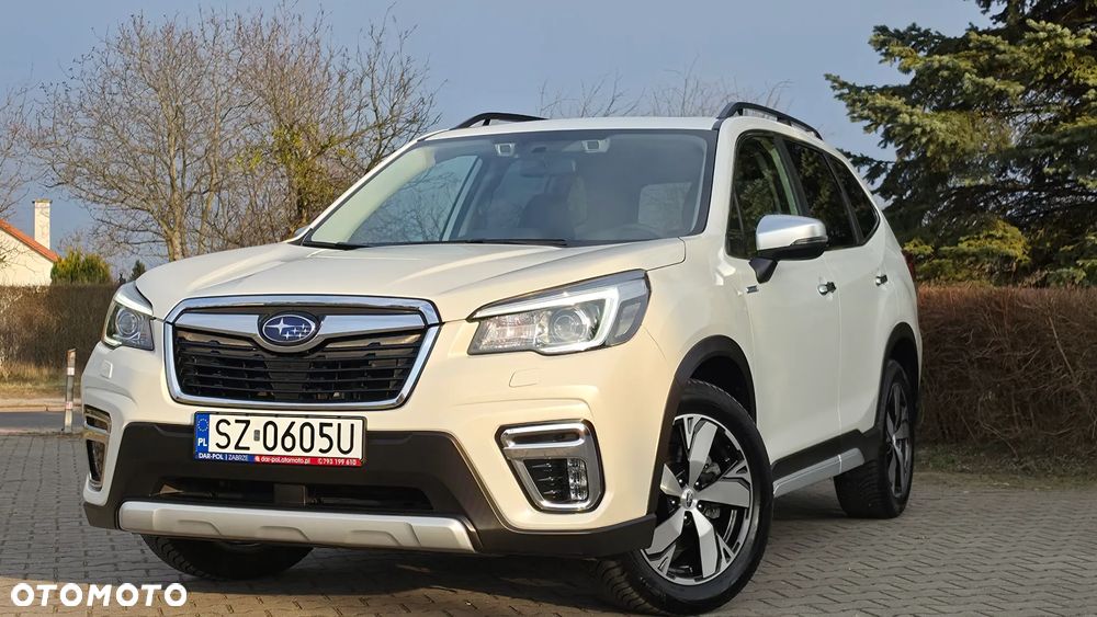 Subaru Forester 2.0i-L Platinum (EyeSight) Lineartronic - 11