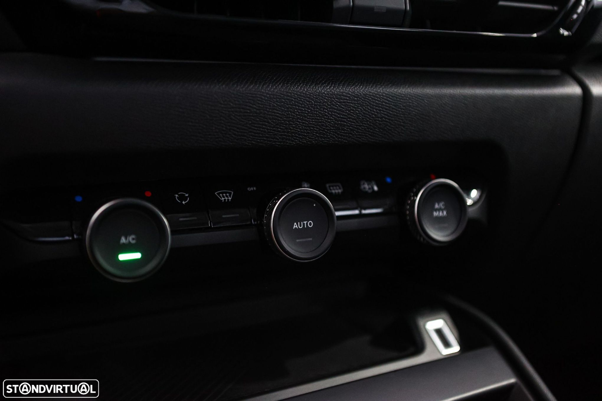 Citroën e-C4 50 kWh Feel - 30