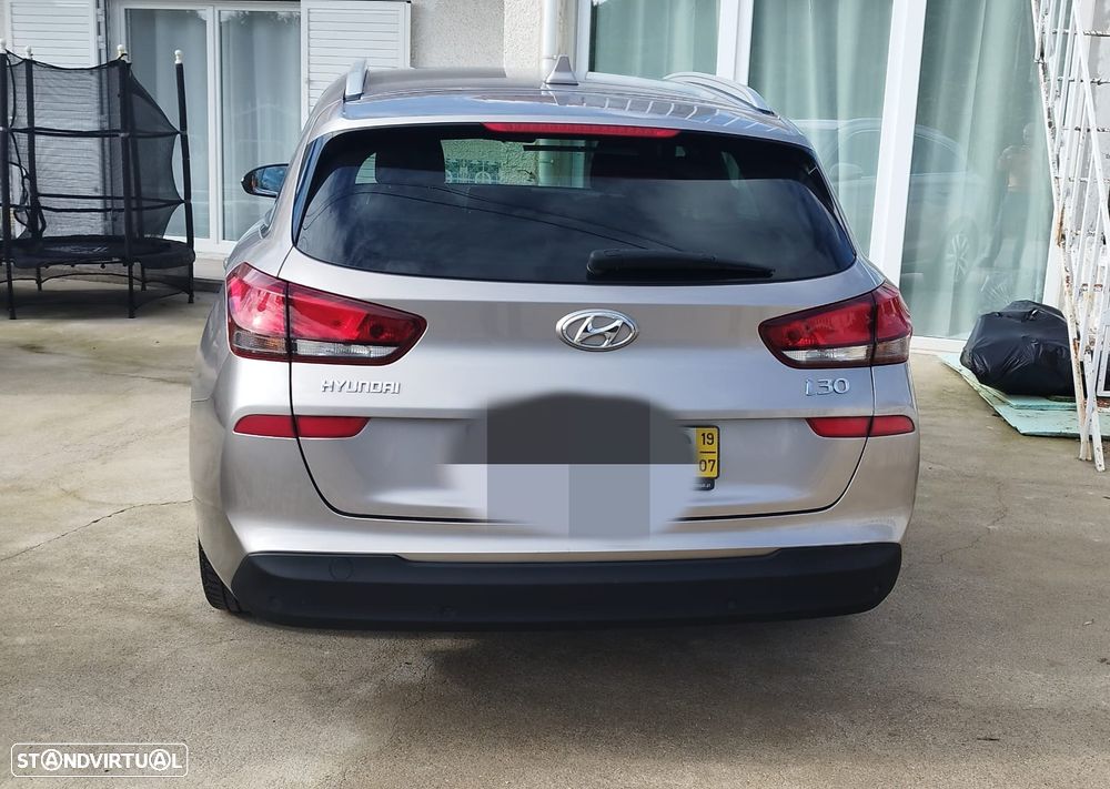 Hyundai i30 SW 1.6 CRDi Style+Navi - 5