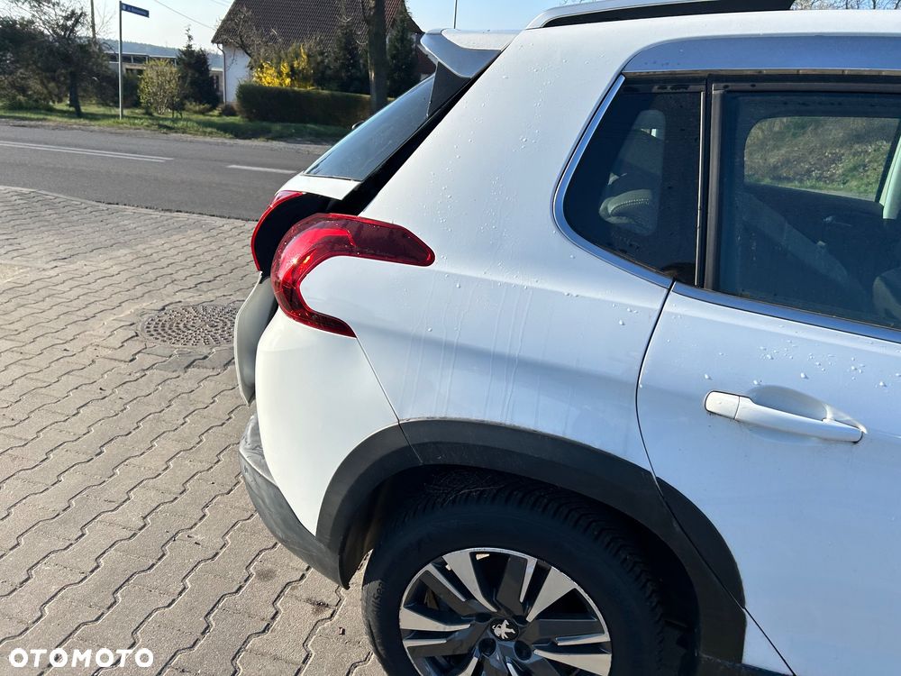 Peugeot 2008 - 15