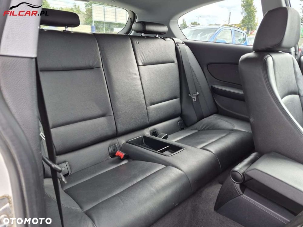 BMW Seria 1 - 16