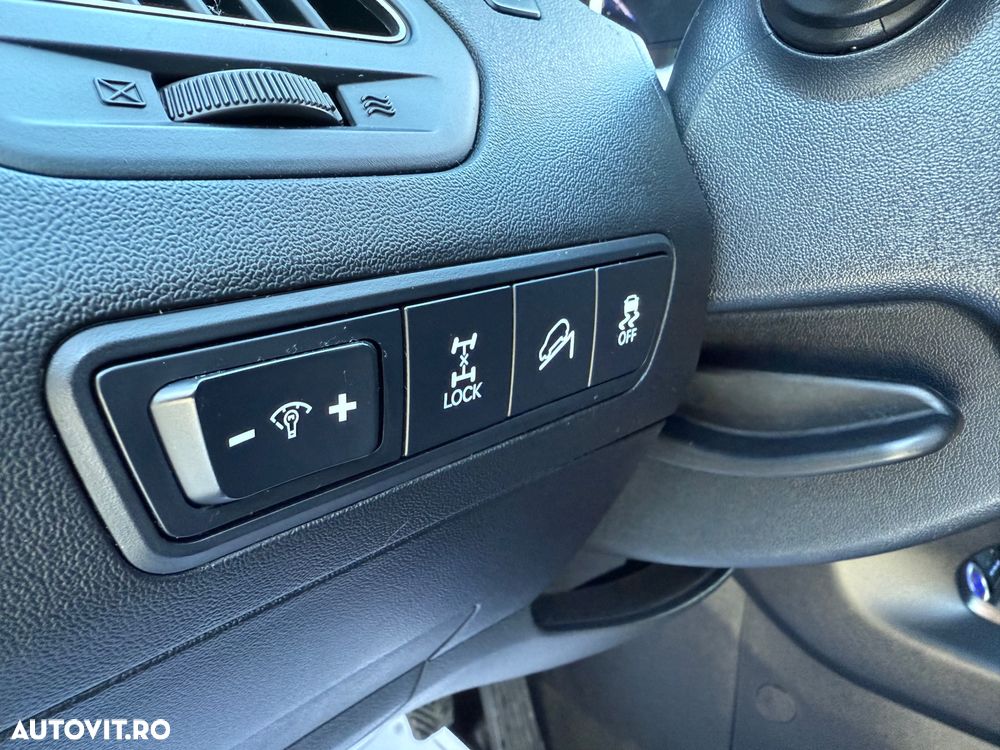 Hyundai ix35 2.0 CRDI 4WD Trend - 16