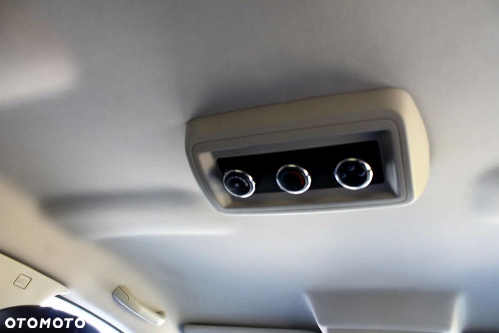 Fiat Freemont 2.0 Multijet 16V DPF Automatik Allrad Lounge - 16