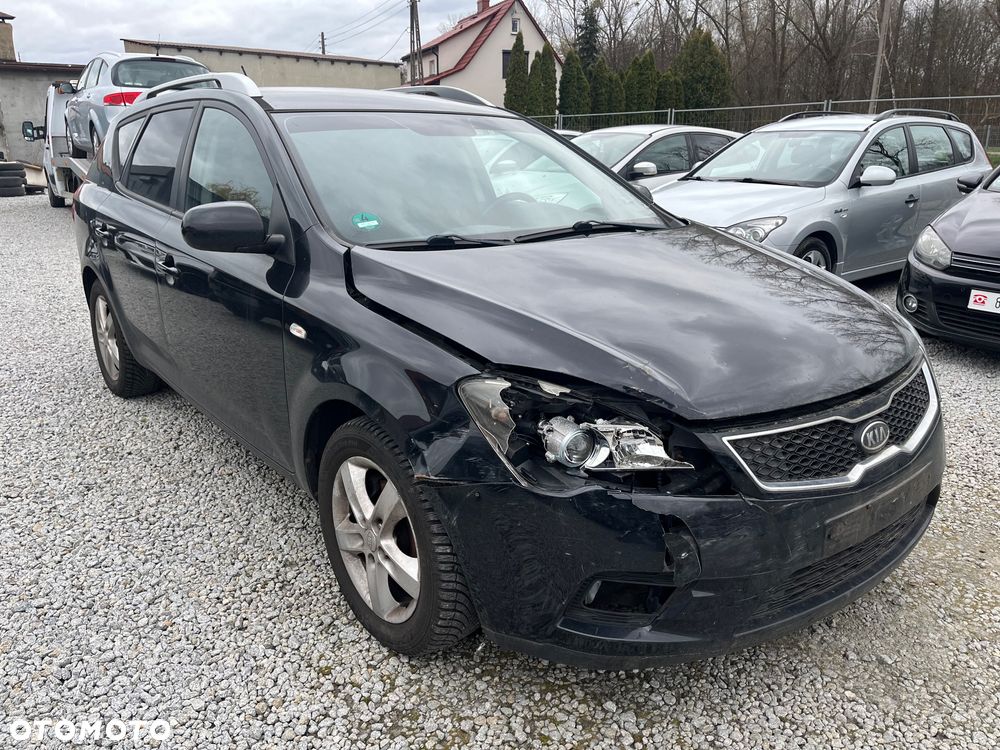 Kia Ceed 1.4 CVVT Attract - 3