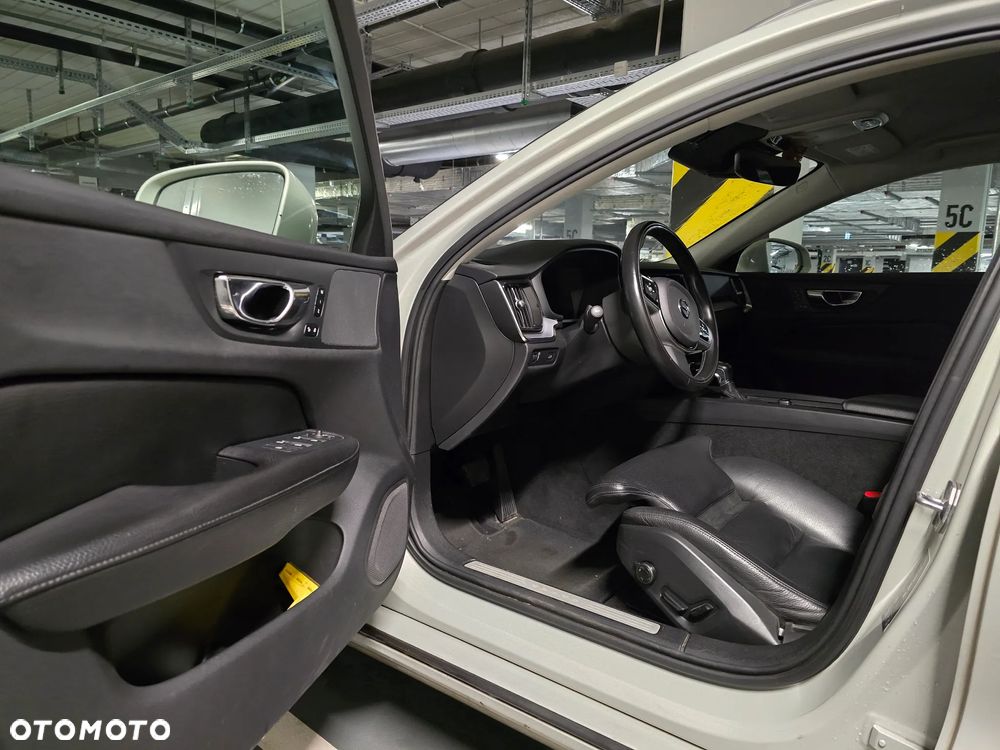 Volvo V60 D3 Geartronic Inscription - 14
