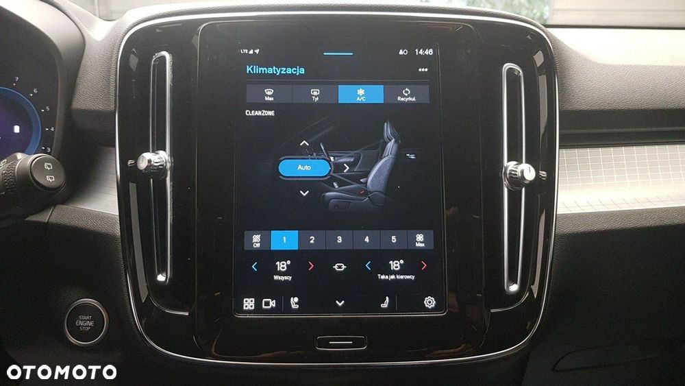 Volvo XC 40 - 24