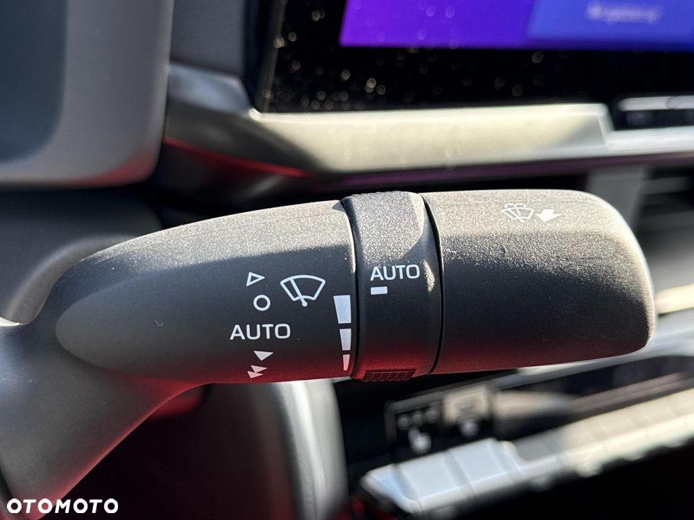 Toyota C-HR - 16