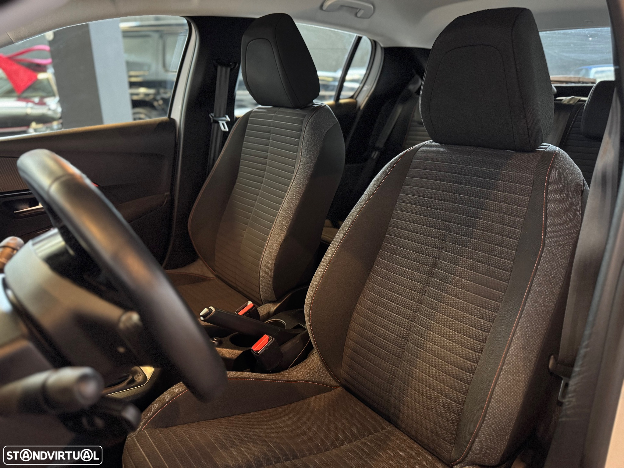 Peugeot 208 1.5 BlueHDi Active - 5
