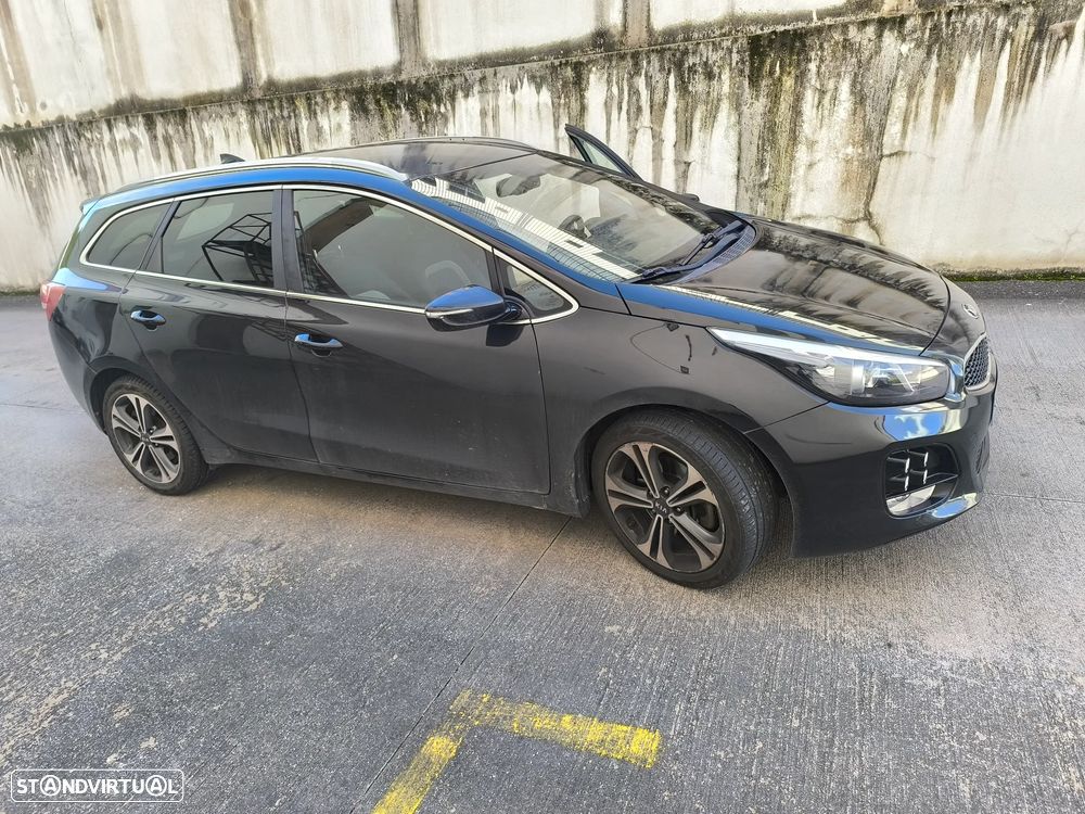 Kia Ceed SW 1.6 CRDi GT Line 7DCT - 2