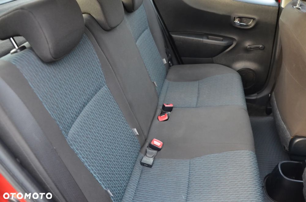 Toyota Yaris 1.33 Premium - 17