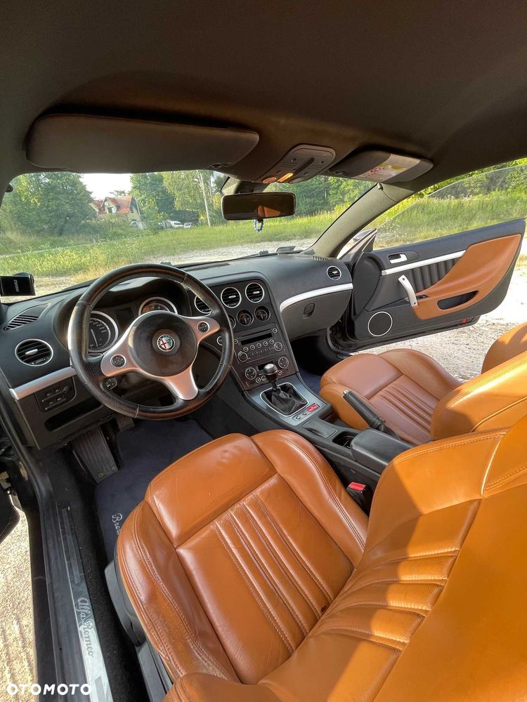 Alfa Romeo Brera - 8