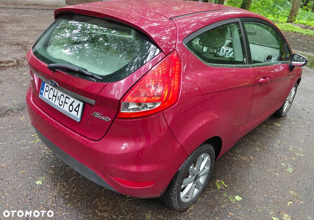 Ford Fiesta 1.6 TDCi Ghia - 6