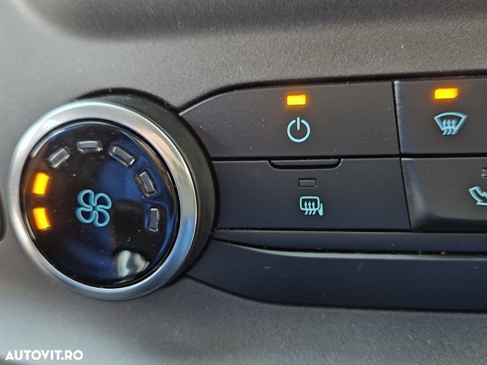 Ford Transit Custom Kombi 320 2.0 EcoBlue 150 CP L2H1 Trend - 29