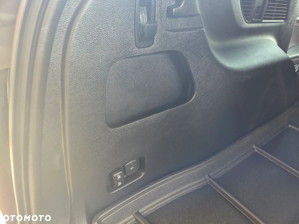 Ford Edge - 19
