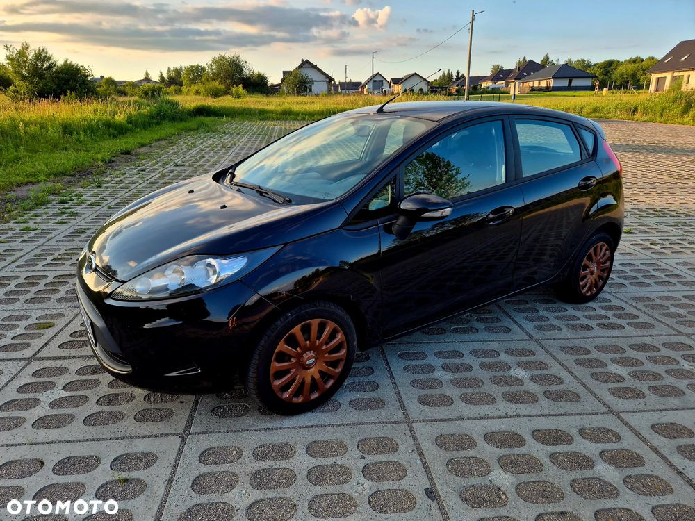 Ford Fiesta 1.25 Celebration - 3