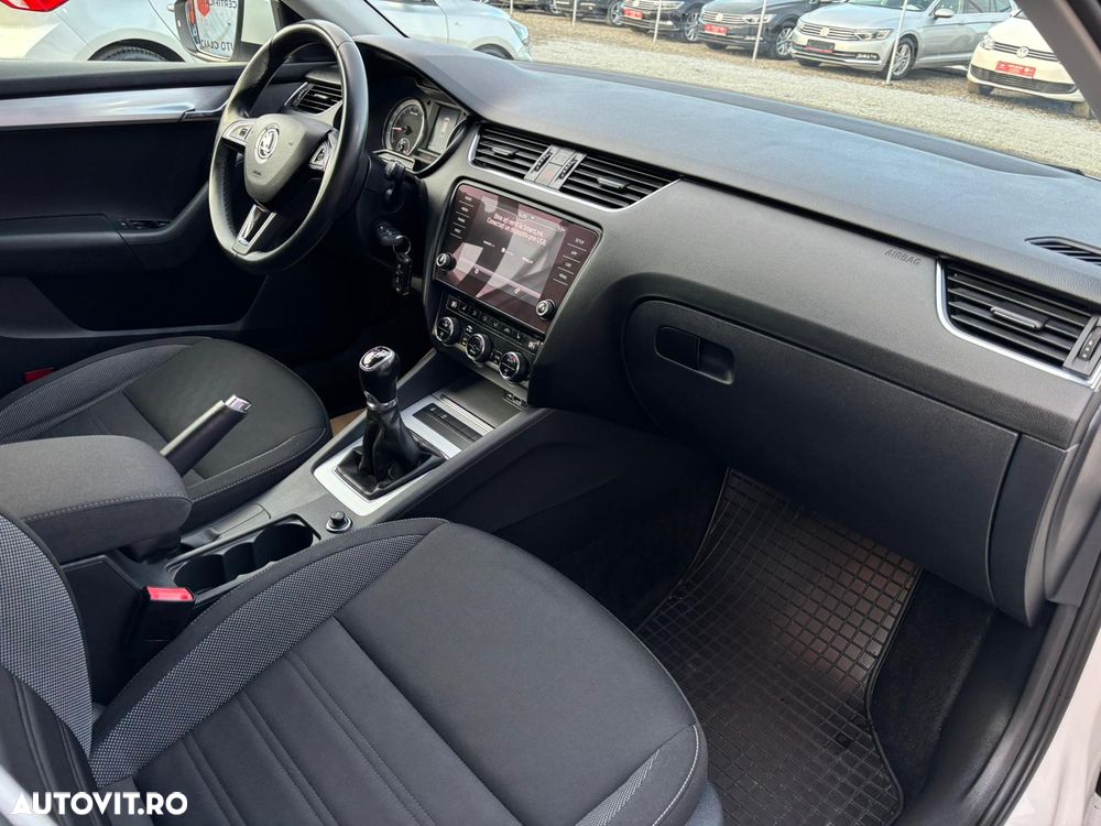 Skoda Octavia 1.6 TDI Ambition - 21