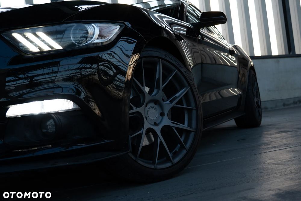 Ford Mustang 2.3 EcoBoost - 12