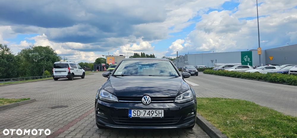 Volkswagen Golf - 5
