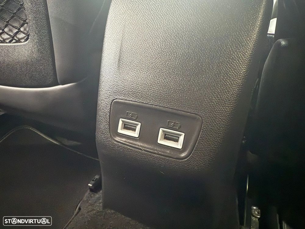 Peugeot 2008 1.2 PureTech GT - 32