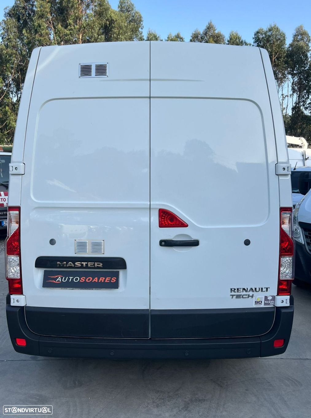Renault Master 7 lugares C/ 31.000 KM - 6
