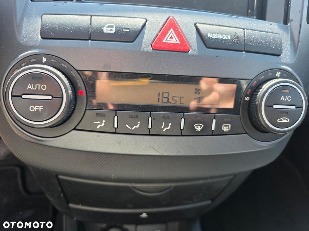 Kia Ceed 1.4 Comfort + - 18