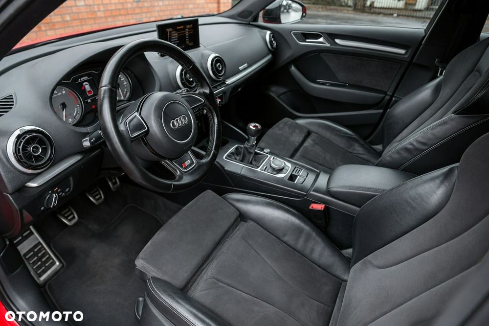 Audi S3 Sportback 2.0 TFSI Quattro - 6