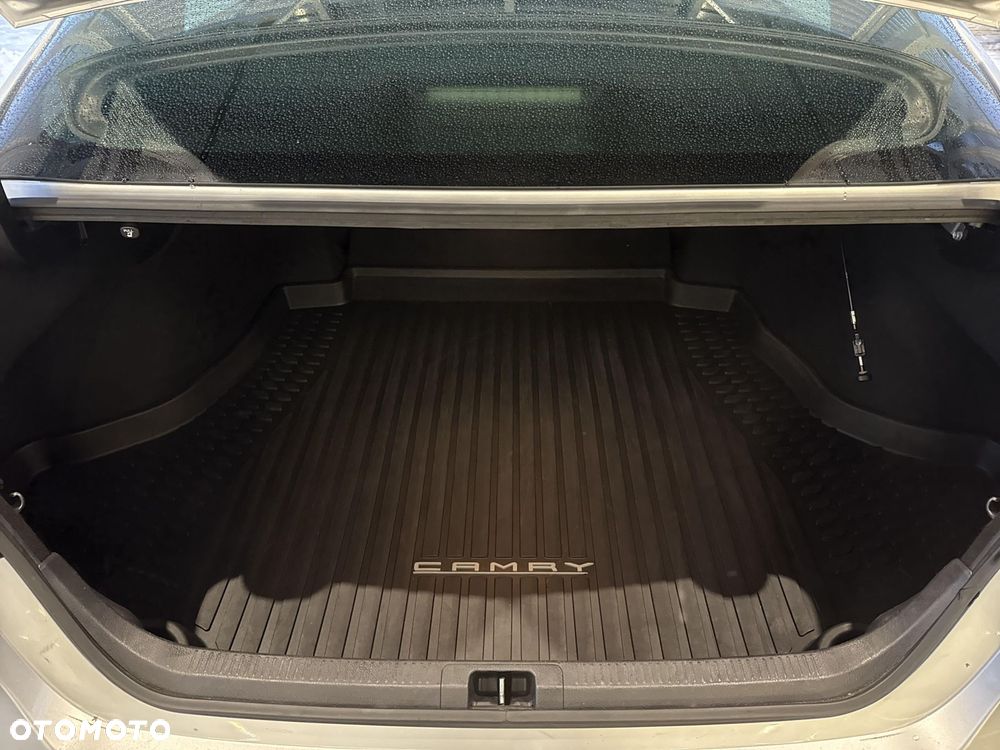 Toyota Camry 2.5 Hybrid Prestige CVT - 11