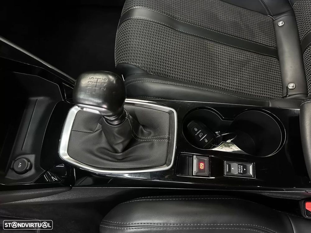 Peugeot 208 1.2 PureTech GT - 23