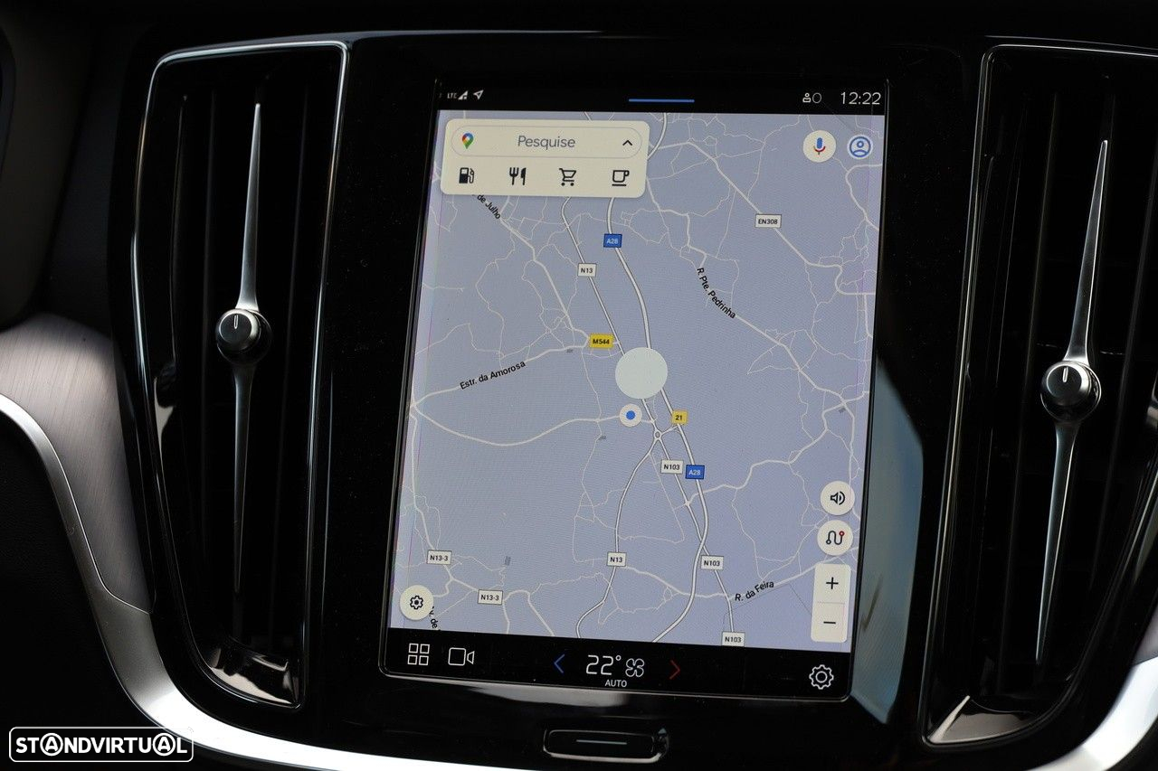 Volvo V60 2.0 B4 Core Auto - 22