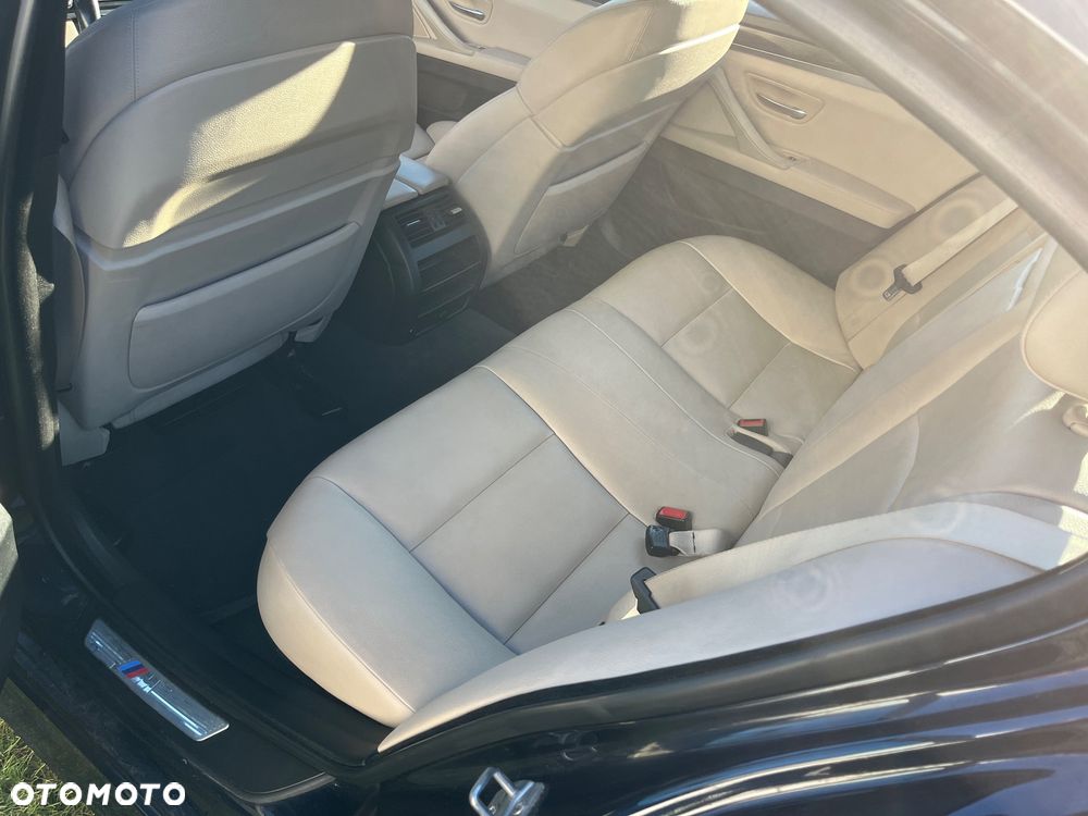 BMW Seria 5 535i - 6