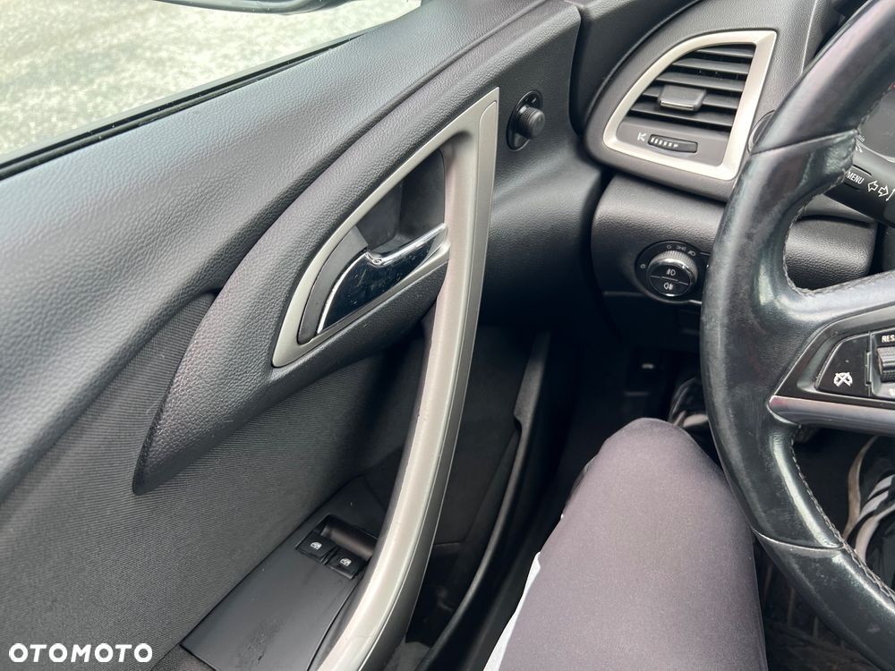 Opel Astra 1.7 CDTI - 12