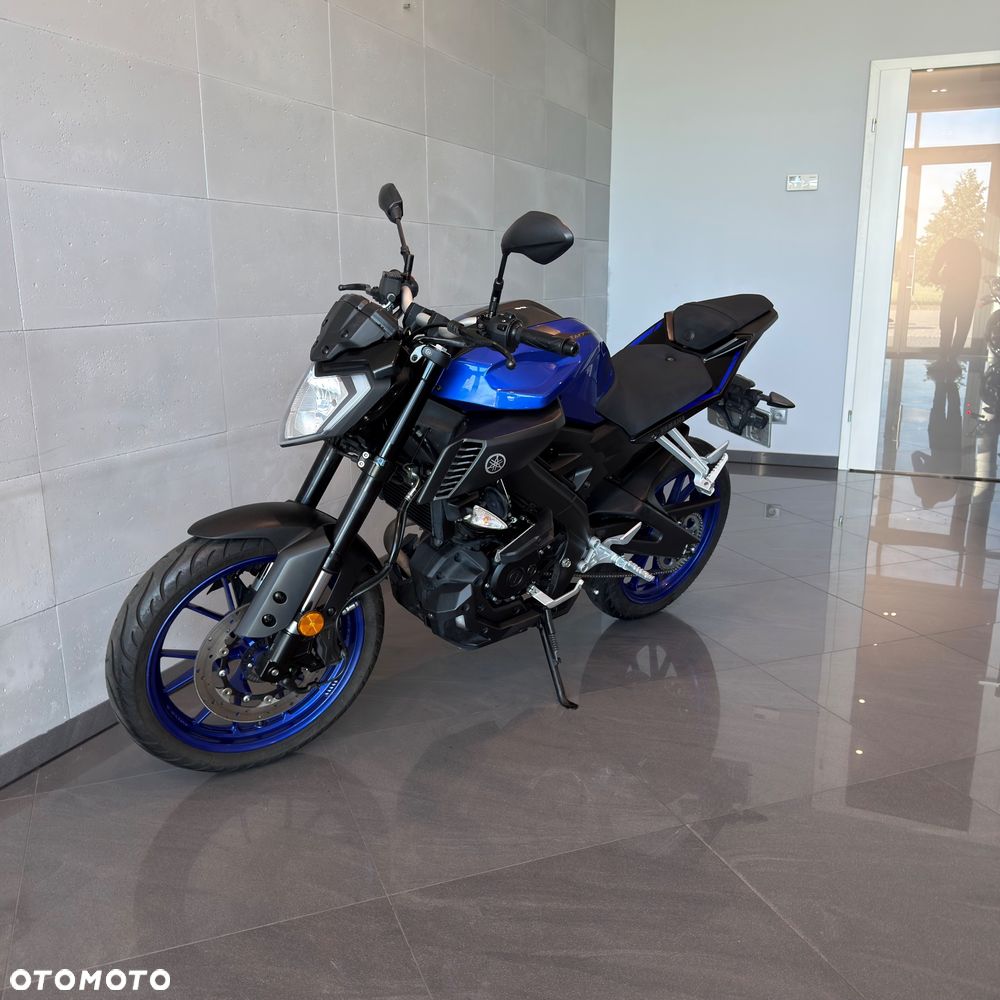 Yamaha MT - 7