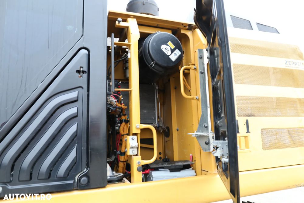 Caterpillar 329 ELR - 9